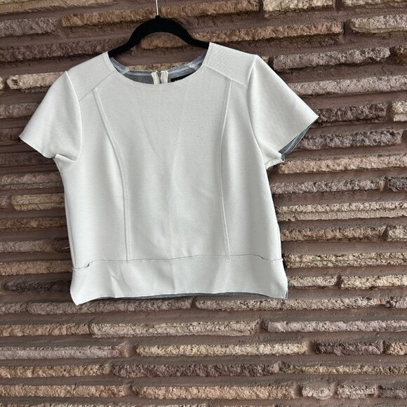 Banana Republic Cream Boxy Cropped Short Cap Sleeve Raw Edge Top - Picture 3 of 7